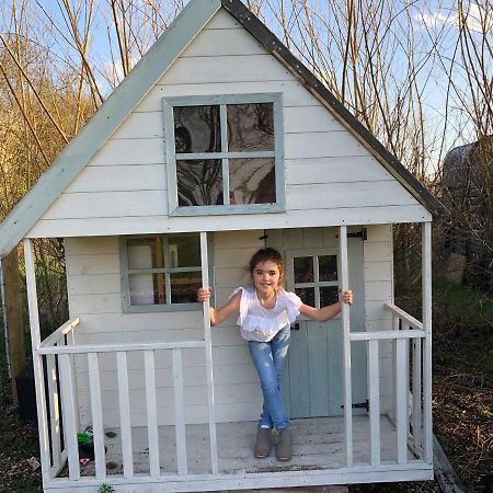 Willow Court Farm Studio East & Petting Farm, 8 Mins To Legoland & Windsor, 15 Mins To Lapland Uk Buitenkant foto